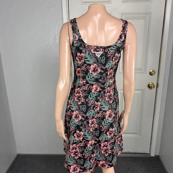 Columbia Women's Dress PFG Freezer III M Travel Tropical Floral Hawaiian E4-29 - Picture 4 of 7